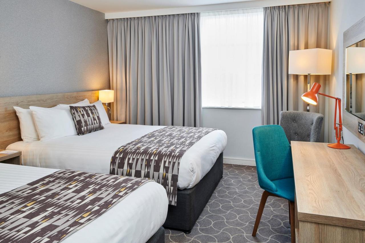 Holiday Inn Ellesmere Port/Cheshire Oaks By Ihg Экстерьер фото